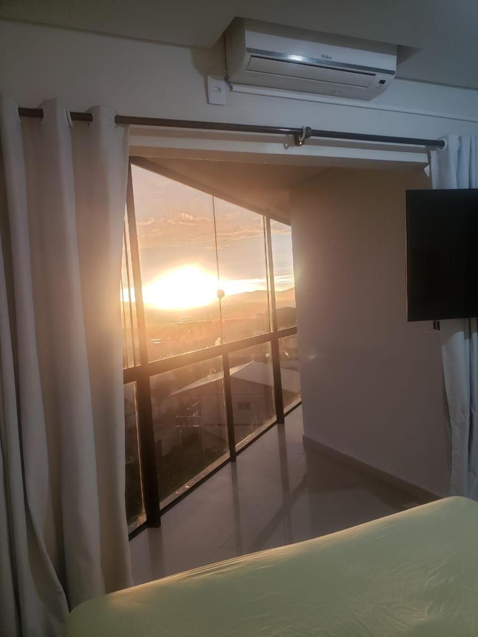 Ap Amplo Com Vista Para Mar Com 3 Suites Florianopolis Bagian luar foto